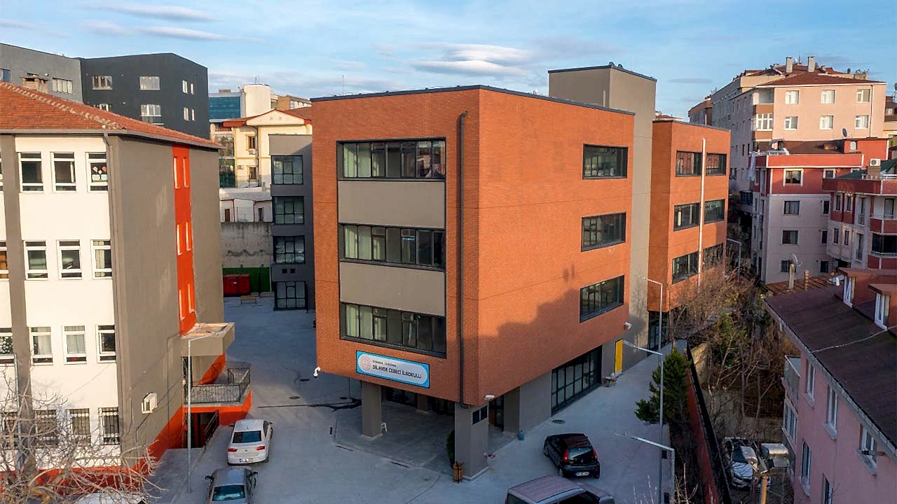 Dilaver Cebeci İlk Okulu