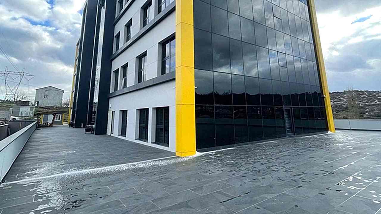 Kız Öğrenci Yurdu